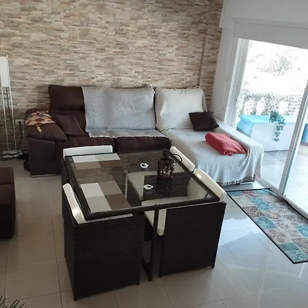 Las Vistas Apartment *
